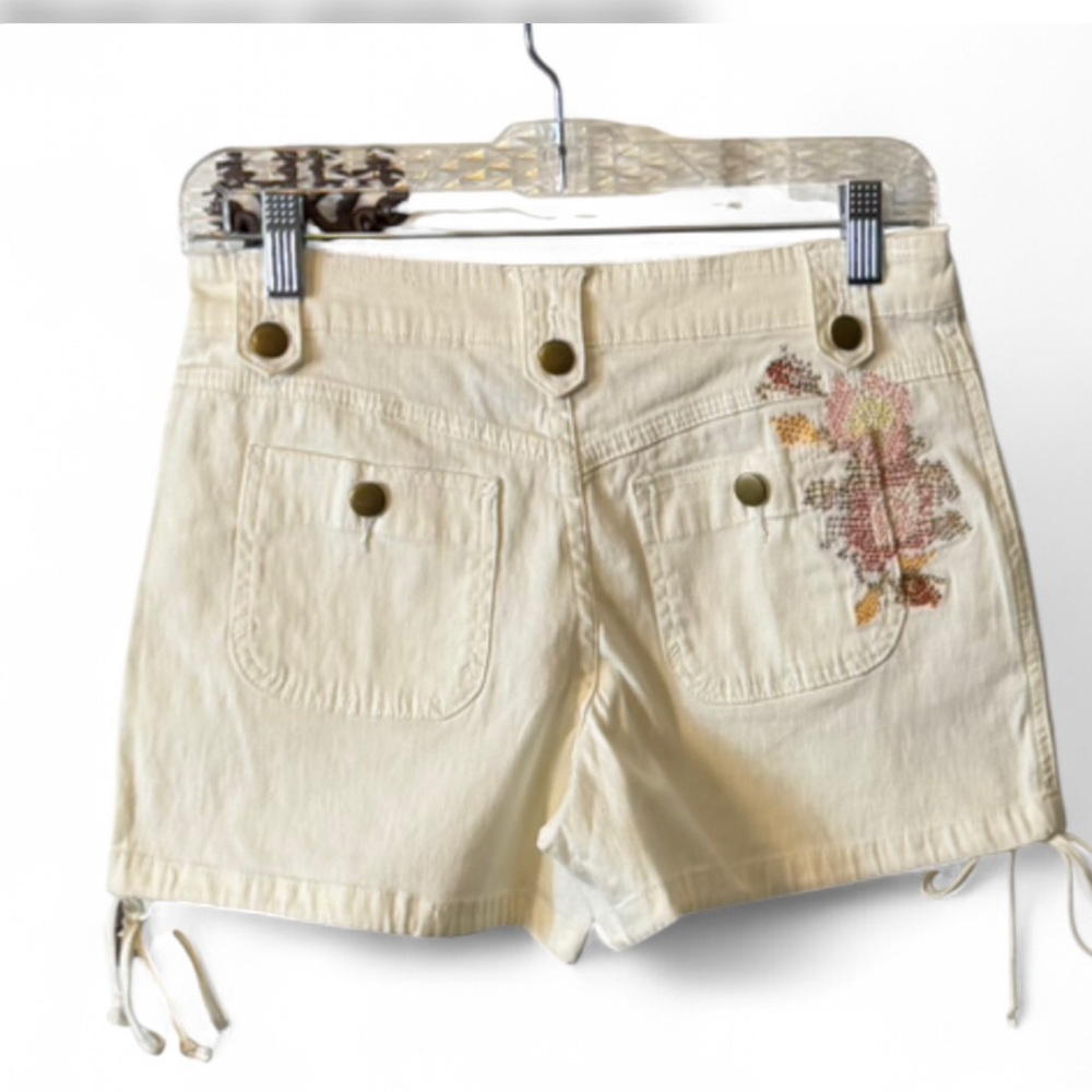 Vintage‎ Fashion Bug Stretch Ivory Floral Embroidered Shorts - Picture 4 of 11